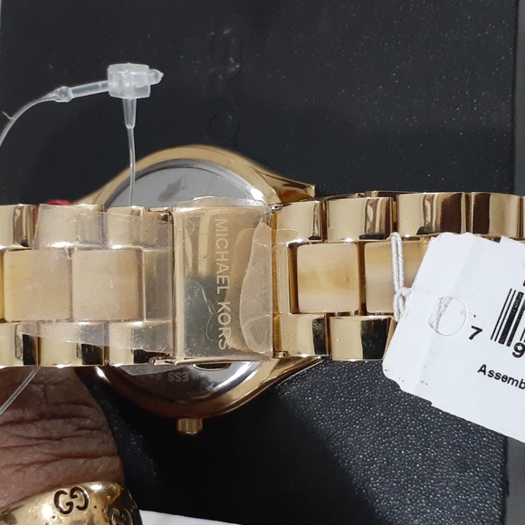MICHAEL KORS WATCH NWT - Picture 2 of 5